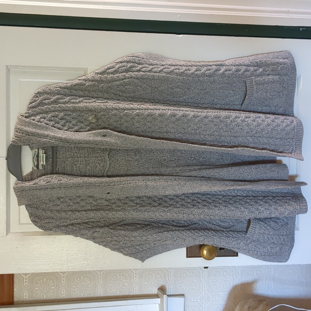 Aran Craft Merino Wool Button Cape Poncho - Picture 16 of 16